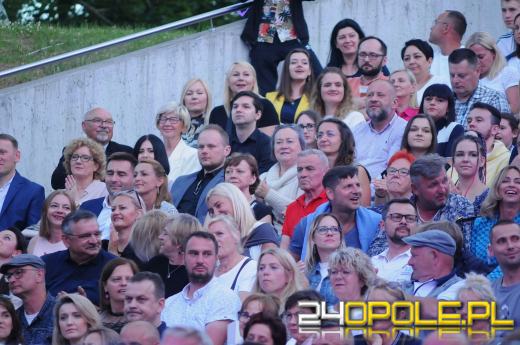 Amfiteatr pełen widzów. Dawno nie było takiej frekwencji na festiwalu!
