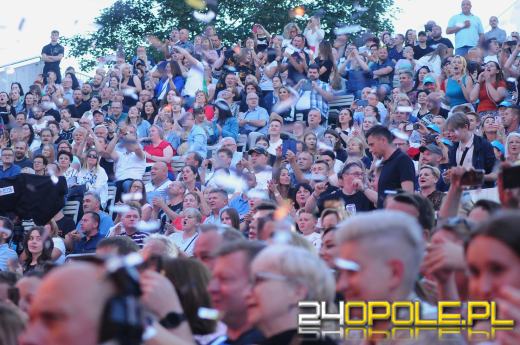 Amfiteatr pełen widzów. Dawno nie było takiej frekwencji na festiwalu!