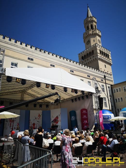 Trwają Kawiarenki z Gwiazdami w Rynku 