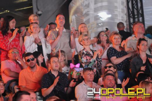 Kolejny dzień znakomitej frekwencji w amfiteatrze