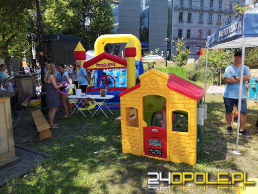 Trwa festyn Fundacji Dom