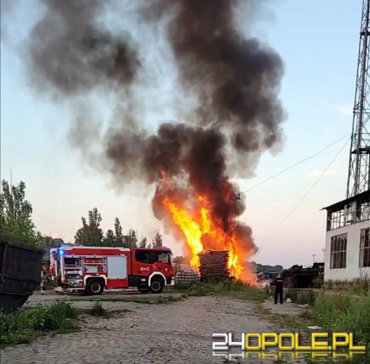 Pożar podkładów przy ulicy Armii Krajowej w Opolu