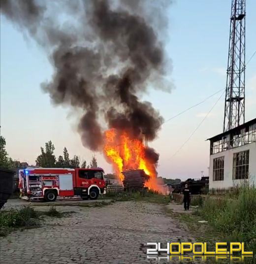 Pożar podkładów przy ulicy Armii Krajowej w Opolu