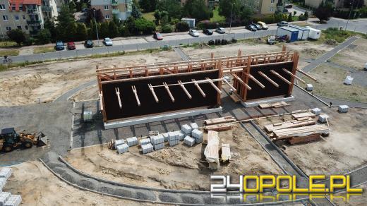 Tężnia solankowa na Malince pięknieje. Prace postępują