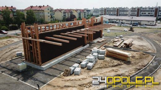 Tężnia solankowa na Malince pięknieje. Prace postępują