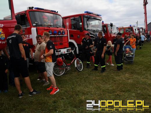 Trwa największy zlot samochodów strażackich w regionie Fire Truck Show