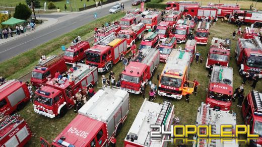 Trwa największy zlot samochodów strażackich w regionie Fire Truck Show
