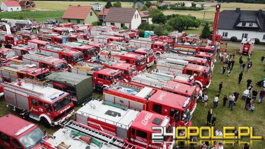 Trwa największy zlot samochodów strażackich w regionie Fire Truck Show