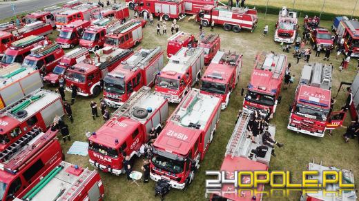 Trwa największy zlot samochodów strażackich w regionie Fire Truck Show