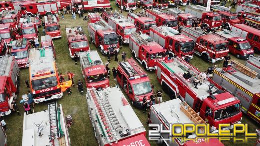 Trwa największy zlot samochodów strażackich w regionie Fire Truck Show