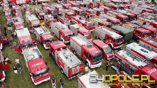 Trwa największy zlot samochodów strażackich w regionie Fire Truck Show