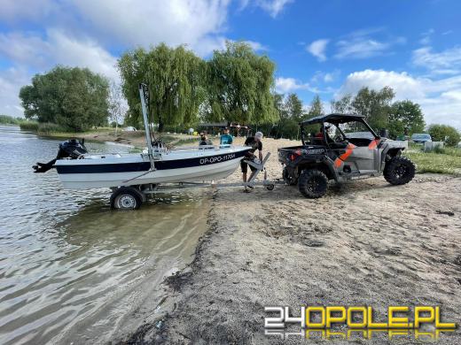 Społecznicy oczyścili jezioro Malina z moczarki. Jest bezpieczniej!