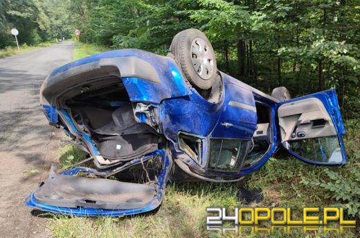 Brawura i nadmierna prędkość. Dachowanie w powiecie namysłowskim