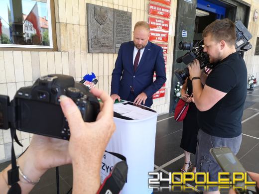 Witold Zembaczyński chce wyjaśnić nieprawidłowości w opolskim WIH