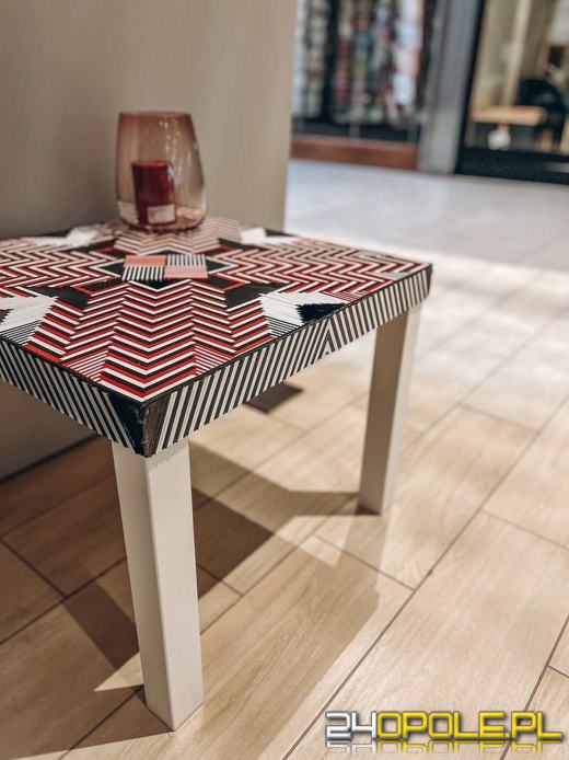 Wzięli się za meble z Ikea.  Takich nigdy nie widziałeś