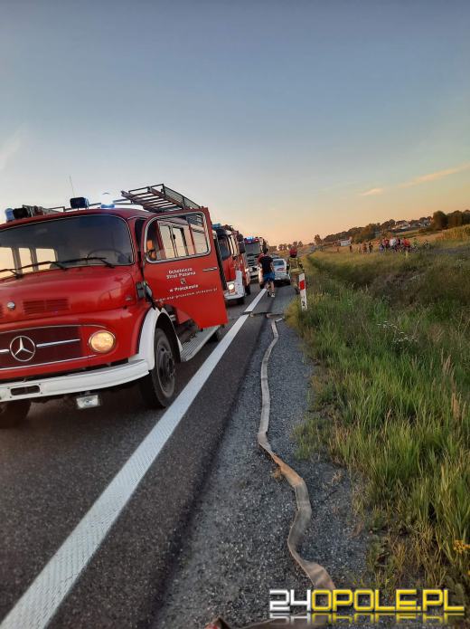 Dachowanie pojazdu na trasie Zimnice Wielkie - Dąbrówka Górna