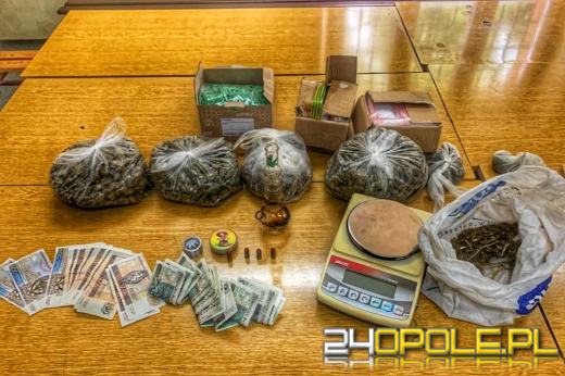 Wniósł na teren stadionu narkotyki. 29-letni mieszkaniec Sosnowca został zatrzymany