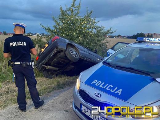 Dzięki szybkiej reakcji uniemożliwili ucieczkę nietrzeźwemu kierowcy