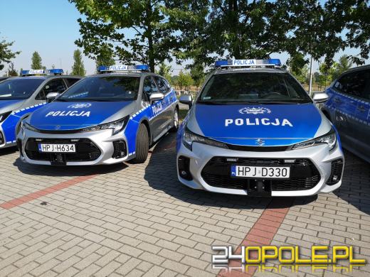 8 nowych, ekologicznych radiowozów dla opolskich policjantów
