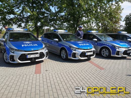 8 nowych, ekologicznych radiowozów dla opolskich policjantów