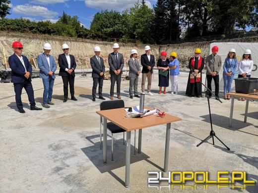 Wmurowano kamień węgielny pod budowę nowego DPS w Opolu