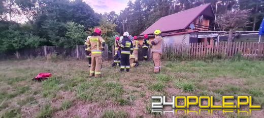 Strażacy próbowali uratować koziołka, który wpadł do studni w Niwkach