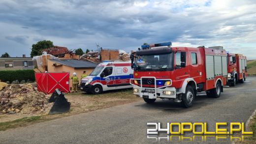 Nie żyje młody mężczyzna przygnieciony przez zawalony dach