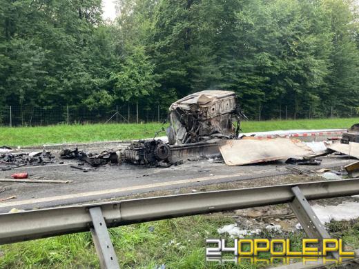 Autostrada A4 przejezdna. Blisko 13 godzin trwały utrudnienia 