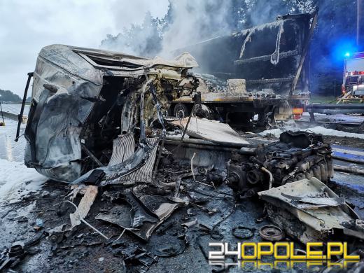 Autostrada A4 przejezdna. Blisko 13 godzin trwały utrudnienia 