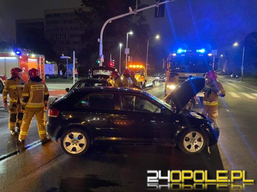 Niezachowanie ostrożności przyczyną zdarzenia na skrzyżowaniu w Opolu 