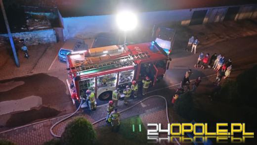 Pożar mieszkania w Gogolinie. W akcji kilka zastępów straży