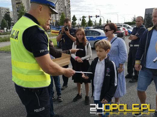 Opolscy policjanci przypominają o bezpiecznej drodze do szkoły