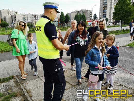 Opolscy policjanci przypominają o bezpiecznej drodze do szkoły