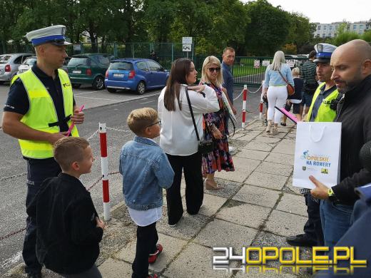 Opolscy policjanci przypominają o bezpiecznej drodze do szkoły