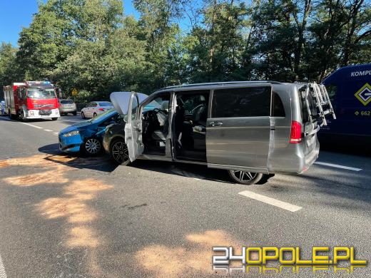 Wypadek z udziałem dwóch pojazdów na DK94