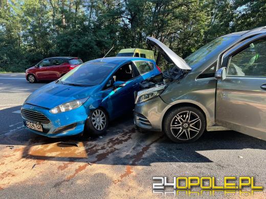 Wypadek z udziałem dwóch pojazdów na DK94