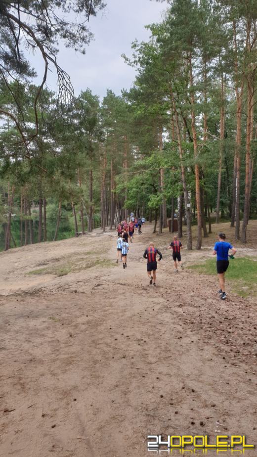 Biegacze z Klubu Biegowego Odra Opole zachęcają do treningów najmłodszych