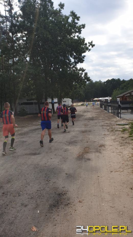 Biegacze z Klubu Biegowego Odra Opole zachęcają do treningów najmłodszych