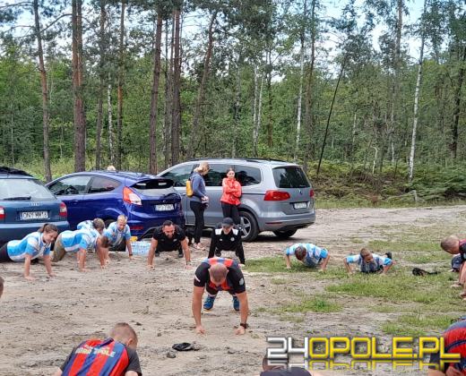 Biegacze z Klubu Biegowego Odra Opole zachęcają do treningów najmłodszych