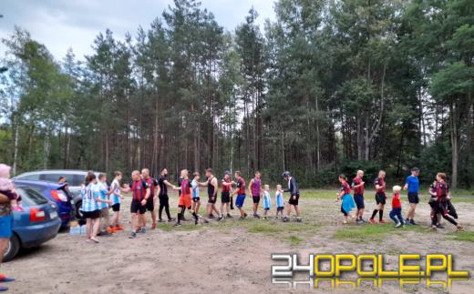 Biegacze z Klubu Biegowego Odra Opole zachęcają do treningów najmłodszych