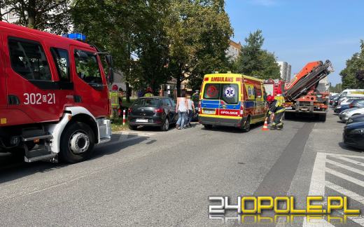 Kierowca zasłabł i wjechał w zaparkowane pojazdy