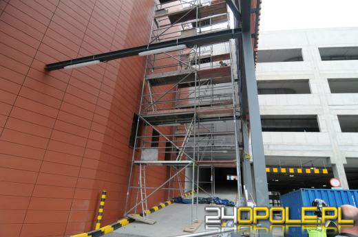 Odwiedziliśmy budowę Centrum Przesiadkowego Opole Główne. Zielony dach robi wrażenie