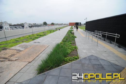 Odwiedziliśmy budowę Centrum Przesiadkowego Opole Główne. Zielony dach robi wrażenie