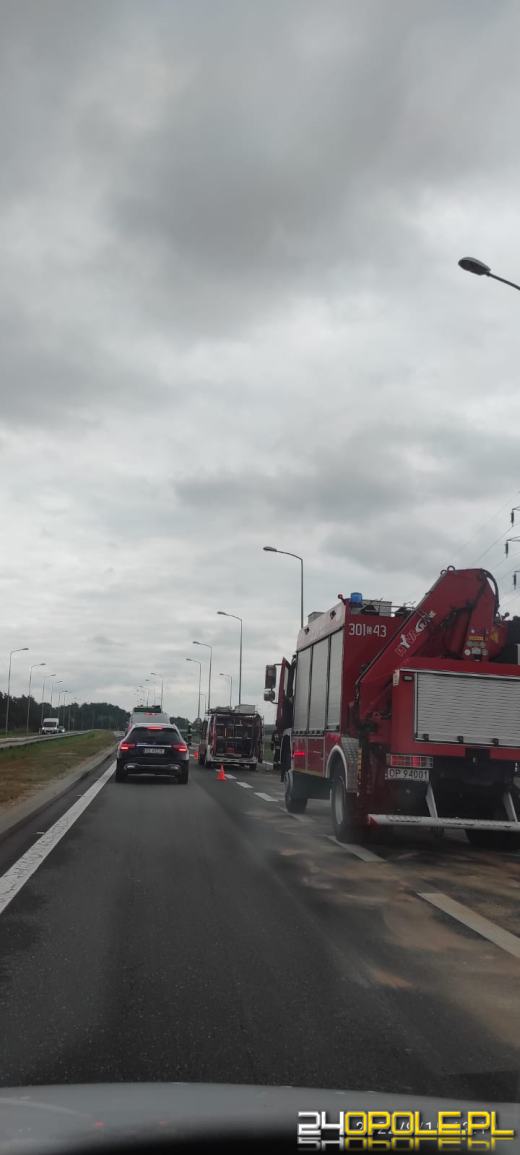 Zablokowany zjazd z obwodnicy do CH Turawa Park