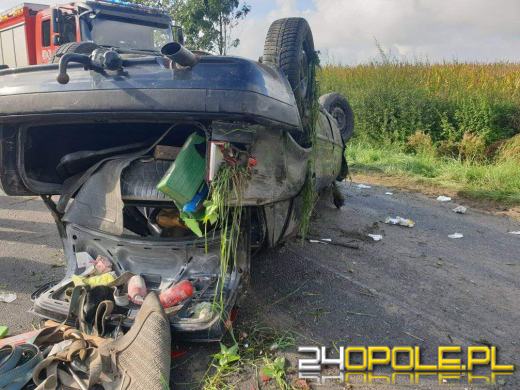 Dachowanie auta na trasie Lipki-Brzezina