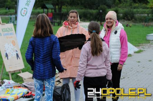 Akcja sprzątania w Opolu. Za zebrane śmieci odebrali książki
