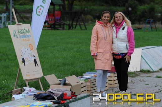Akcja sprzątania w Opolu. Za zebrane śmieci odebrali książki