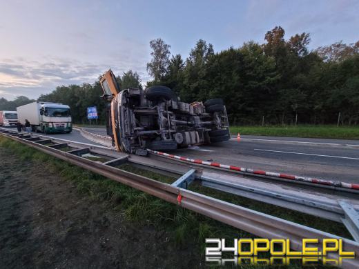 Zdarzenie drogowe na 281 km A4. Są utrudnienia 
