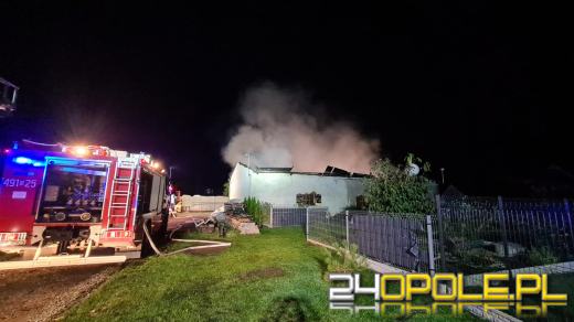 Pożar budynku gospodarczego w gminie Izbicko