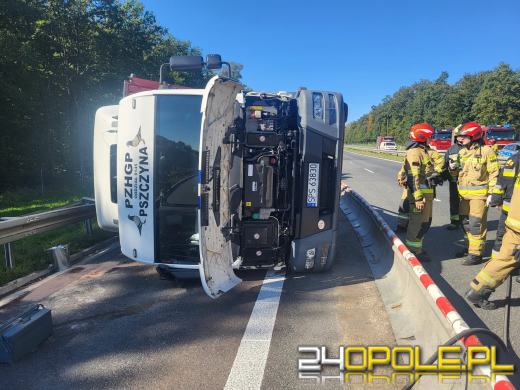 Wypadek na strzeleckim odcinku A4. Lądował śmigłowiec LPR